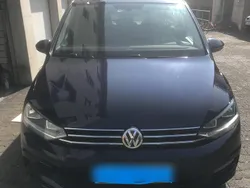 Blau Gebraucht 2020 VW Touran Comfortline Van / Kleinbus | 22.000 € (Teuer)