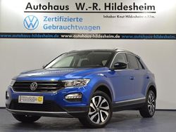 Blau Gebraucht 2021 VW T-Roc Active SUV | 22.529 € (Guter Preis)