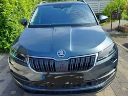 Grau Gebraucht 2021 Skoda Karoq Ambition SUV | 24.599 € (Guter Preis)