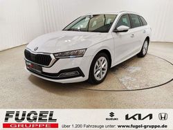 Moonweiss metallic Gebraucht 2022 Skoda Octavia Style Kombi | 22.969 € (Fairer Preis)