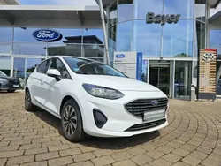 Frozen white Gebraucht 2022 Ford Fiesta Titanium Kleinwagen | 14.590 € (Superpreis)