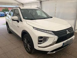 Weiß Gebraucht 2022 Mitsubishi Eclipse Cross Intro Edition SUV | 17.500 € (Superpreis)