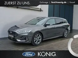 Magnetic (metallic) Gebraucht 2024 Ford Focus ST-Line Kombi | 21.840 € (Guter Preis)