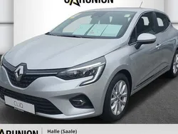 Platingrau metallic Gebraucht 2022 Renault Clio V Intens Limousine | 14.895 € (Guter Preis)