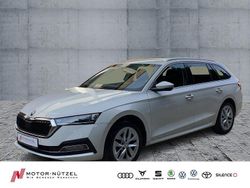 Weiß Gebraucht 2023 Skoda Octavia Style Kombi | 22.949 € (Fairer Preis)