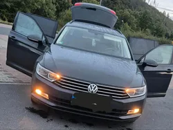 Grau Gebraucht 2016 VW Passat Kombi | 7.500 € (Fairer Preis)