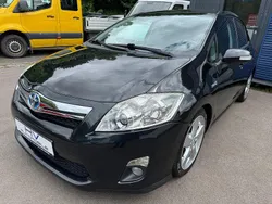 Schwarz Gebraucht 2011 Toyota Auris Hybrid Limousine | 6.950 € (Guter Preis)