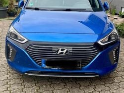 Blau Gebraucht 2017 Hyundai Ioniq Style Kleinwagen | 10.500 € (Guter Preis)