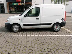 Weiß Gebraucht 2004 Renault Kangoo Van / Kleinbus | 1.500 €