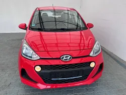 Rot Gebraucht 2018 Hyundai i10 Trend Kleinwagen | 11.990 € (Fairer Preis)
