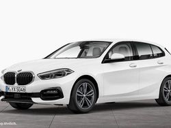 Weiß Gebraucht 2022 BMW 120 Sport Line Kleinwagen | 26.990 € (Fairer Preis)