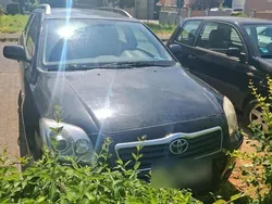 Schwarz Gebraucht 2005 Toyota Avensis Kombi | 3.300 € (Fairer Preis)