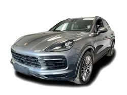Grau Gebraucht 2019 Porsche Cayenne SUV | 49.049 € (Fairer Preis)