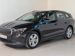 Schwarz Gebraucht 2022 Skoda Enyaq iV Loft SUV | 26.999 € (Guter Preis)