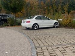 Beige Gebraucht 2010 BMW 118 Sport Line Kleinwagen | 4.000 € (Fairer Preis)