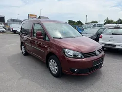 Rot Gebraucht 2011 VW Caddy Edition Van / Kleinbus | 5.990 € (Fairer Preis)