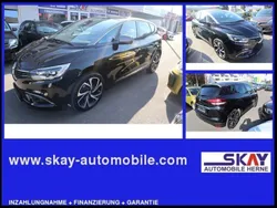 Schwarz Gebraucht 2017 Renault Scénic IV Bose Edition Van / Kleinbus | 15.999 € (Etwas zu teuer)