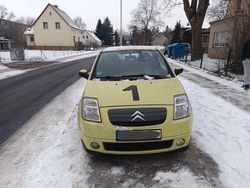 Gelb Gebraucht 2007 Citroën C2 Advance Kleinwagen | 1.800 € (Etwas zu teuer)