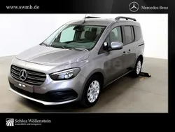 Gray Gebraucht 2024 Mercedes T180 Progressive Van / Kleinbus | 32.480 € (Teuer)