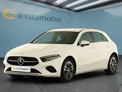 Weiß Gebraucht 2024 Mercedes A180 Limousine | 29.299 € (Fairer Preis)