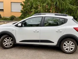 Weiß Gebraucht 2023 Dacia Sandero Expression Kleinwagen | 16.900 € (Fairer Preis)