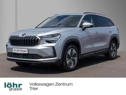 Brilliantsilber metallic Gebraucht 2024 Skoda Kodiaq Selection SUV | 44.980 € (Fairer Preis)