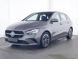 Mountaingrau (metallic) Gebraucht 2023 Mercedes B200 Progressive Van / Kleinbus | 31.980 € (Etwas zu teuer)