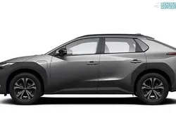 Platinum pearlwhite metallic Neu 2025 Toyota bZ4X SUV | 33.635 € (Superpreis)