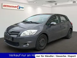 Grau Gebraucht 2012 Toyota Auris Limousine | 2.599 € (Superpreis)