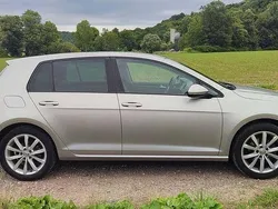 Silber Gebraucht 2015 VW Golf VII Highline Limousine | 12.500 € (Fairer Preis)