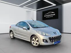 Gebraucht 2012 Peugeot 207 CC Allure Cabrio | 7.390 € (Etwas zu teuer)