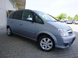 Lichtsilber m2 Gebraucht 2007 Opel Meriva Van / Kleinbus | 2.950 € (Etwas zu teuer)