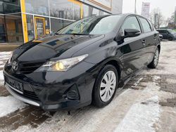 Schwarz Gebraucht 2014 Toyota Auris Cool Limousine | 6.350 € (Superpreis)