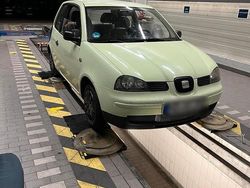Grün Gebraucht 2001 Seat Arosa Kleinwagen | 400 € (Guter Preis)