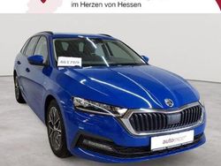 Energyblau uni Gebraucht 2022 Skoda Octavia Clever Kombi | 22.390 € (Guter Preis)