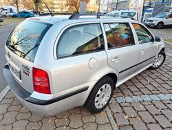 Silber Gebraucht 2008 Skoda Octavia Tour Kombi | 5.500 € (Teuer)