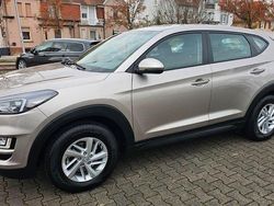 Weiß Gebraucht 2019 Hyundai Tucson Select SUV | 14.300 € (Fairer Preis)
