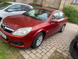 Rot Gebraucht 2005 Opel Vectra Limousine | 2.000 € (Fairer Preis)