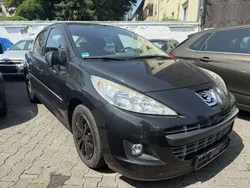 Grau Gebraucht 2012 Peugeot 207 Urban Move Limousine | 3.950 € (Fairer Preis)