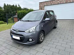 Grau Gebraucht 2015 Hyundai i10 Kleinwagen | 6.900 € (Fairer Preis)