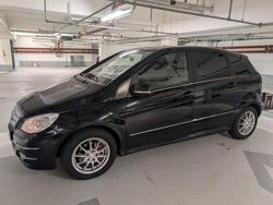 Schwarz Gebraucht 2009 Mercedes B200 Van / Kleinbus | 6.000 € (Etwas zu teuer)