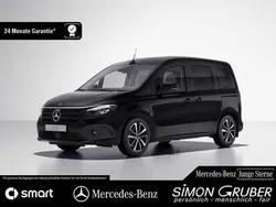 Loparitschwarz (metallic) Gebraucht 2024 Mercedes 200 Van | 25.450 € (Fairer Preis)