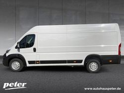 Cassablanca weiß Gebraucht 2023 Opel Movano Selection Van | 20.220 €