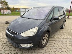 Grau Gebraucht 2007 Ford Galaxy Trend Van / Kleinbus | 2.450 € (Guter Preis)