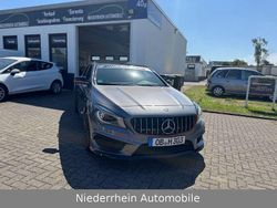 Grau Gebraucht 2016 Mercedes CLA45 AMG Shooting Brake AMG Kombi | 25.290 € (Guter Preis)
