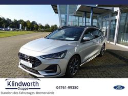 Silber Gebraucht 2024 Ford Focus ST-Line X Limousine | 28.950 € (Teuer)