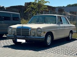 Beige Gebraucht 1973 Mercedes W114 Limousine | 16.000 €