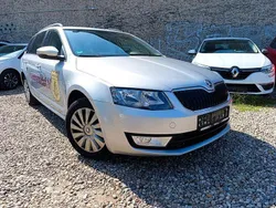 Silber Gebraucht 2017 Skoda Octavia Ambition Kombi | 6.950 € (Guter Preis)