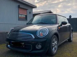 Schwarz Gebraucht 2011 Mini ONE Kleinwagen | 2.000 €