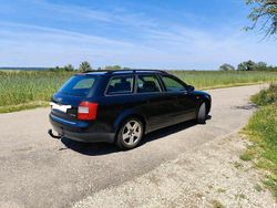 Blau Gebraucht 2001 Audi A4 Kombi | 1.200 € (Guter Preis)